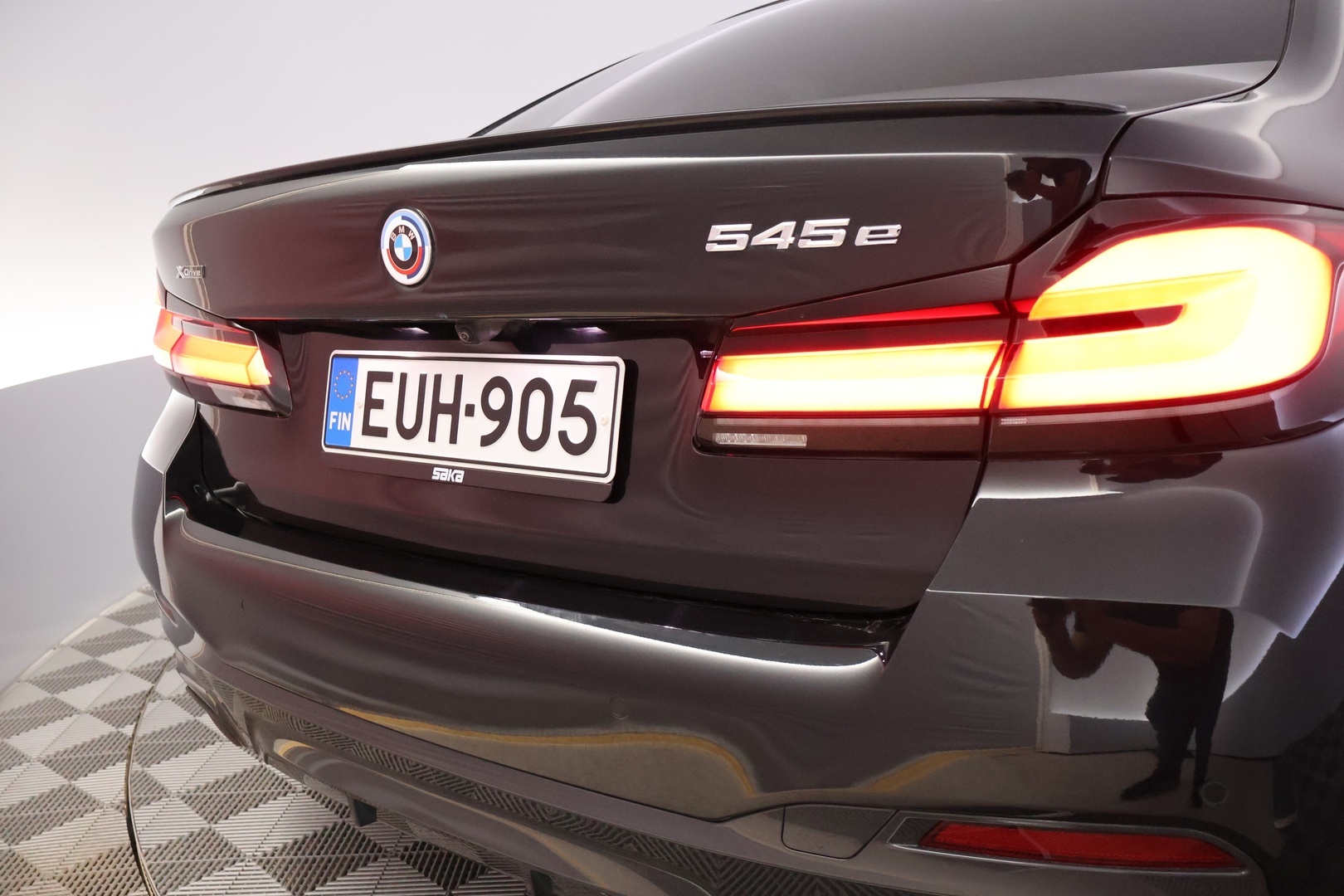 BMW 545 2022