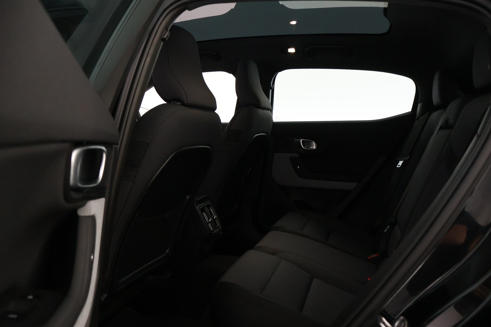 POLESTAR 2 2024