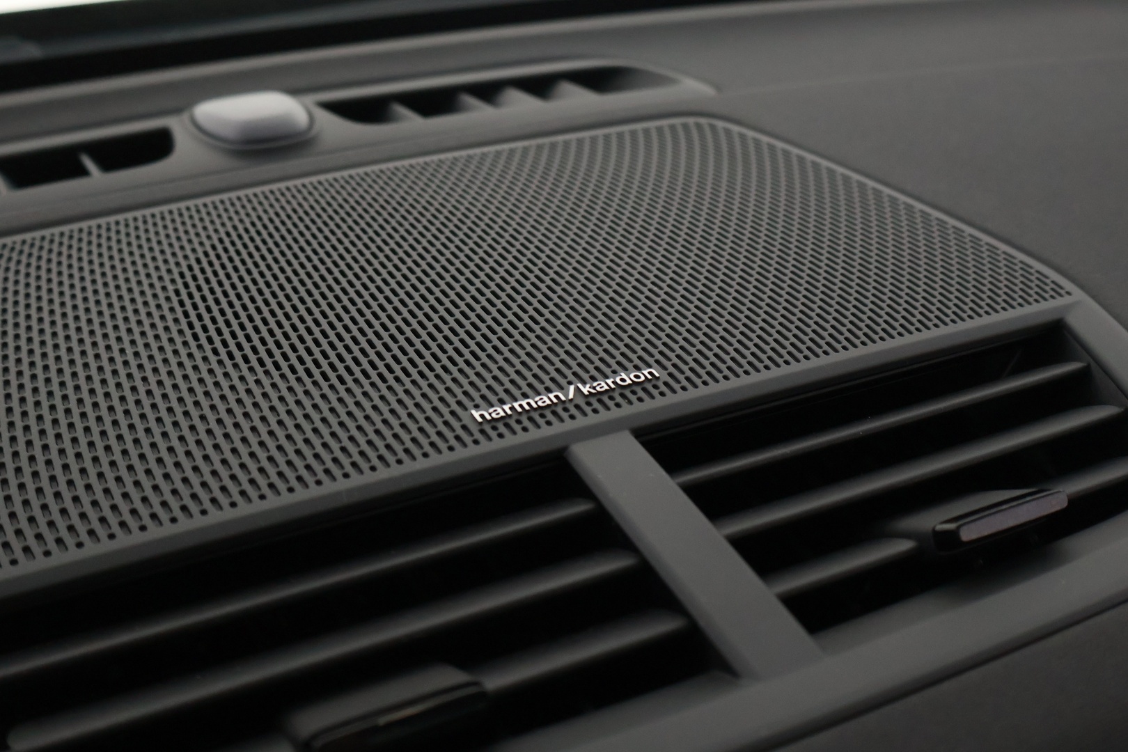 POLESTAR 2 2024
