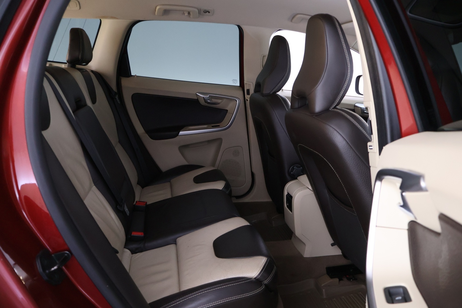 VOLVO XC60 2011