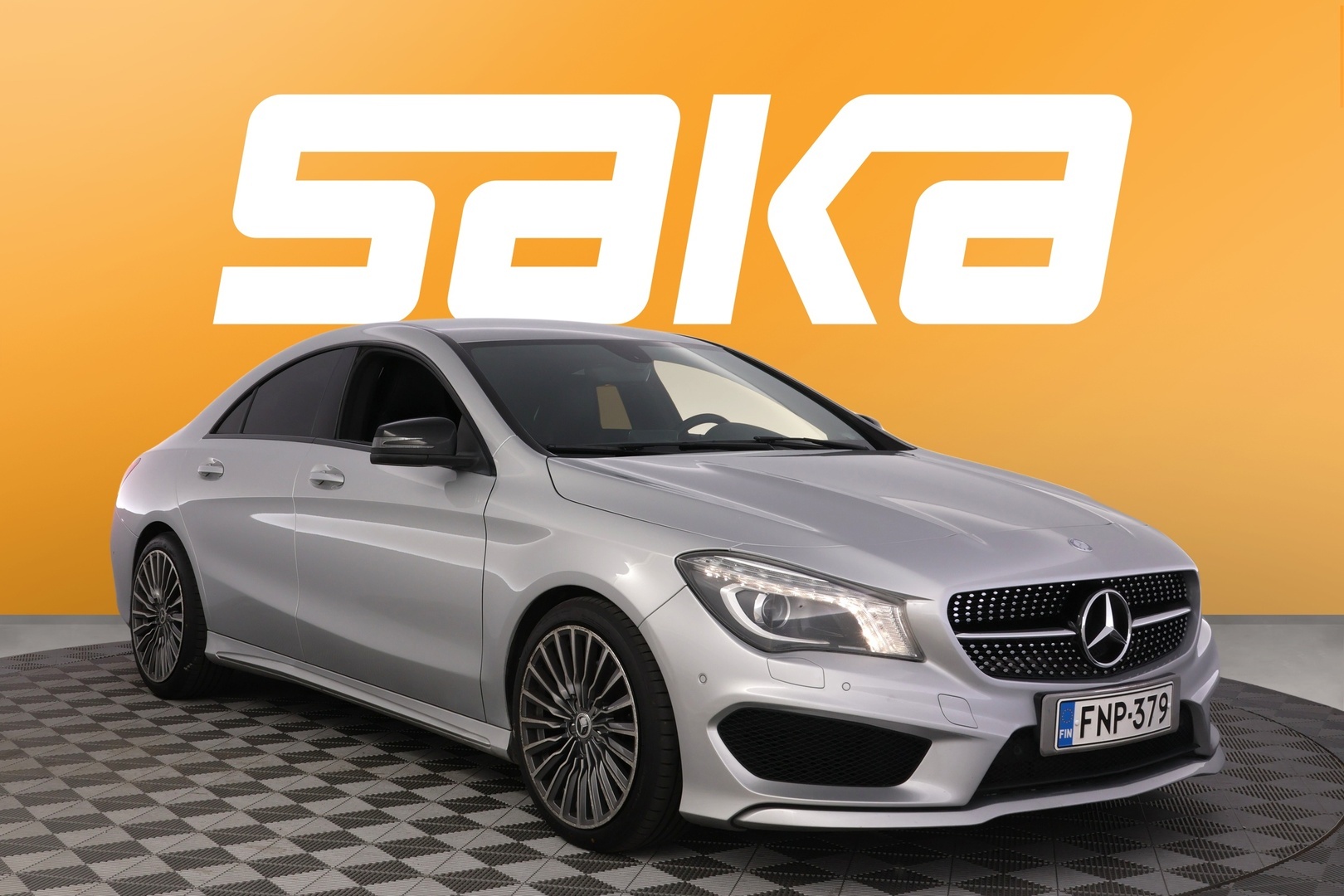 MERCEDES-BENZ CLA 2014