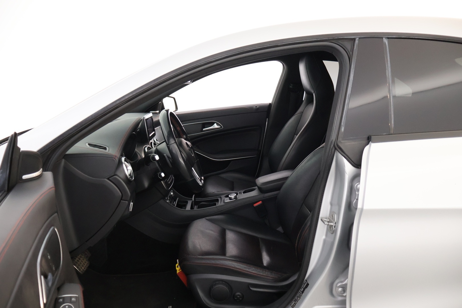 MERCEDES-BENZ CLA 2014