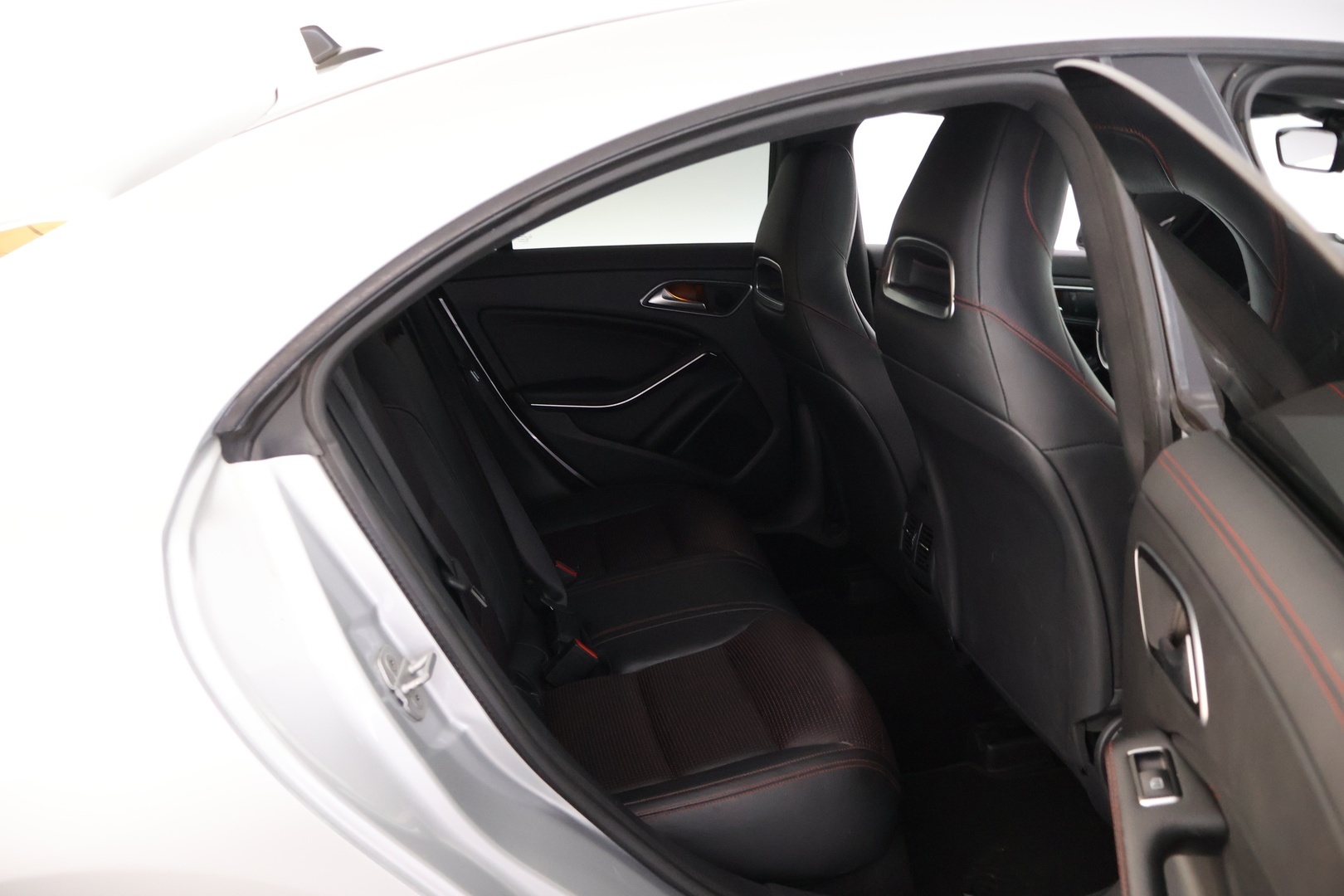 MERCEDES-BENZ CLA 2014
