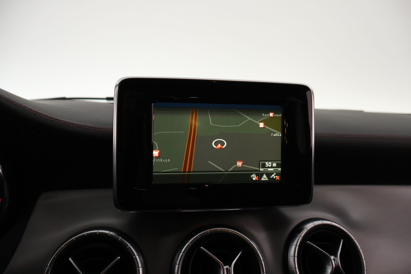 MERCEDES-BENZ CLA 2014