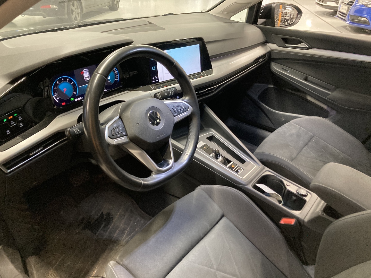 VOLKSWAGEN Golf 2021