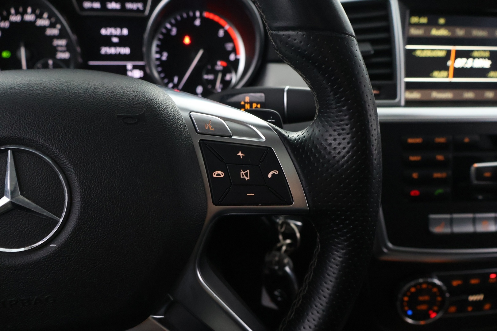 MERCEDES-BENZ ML 2012