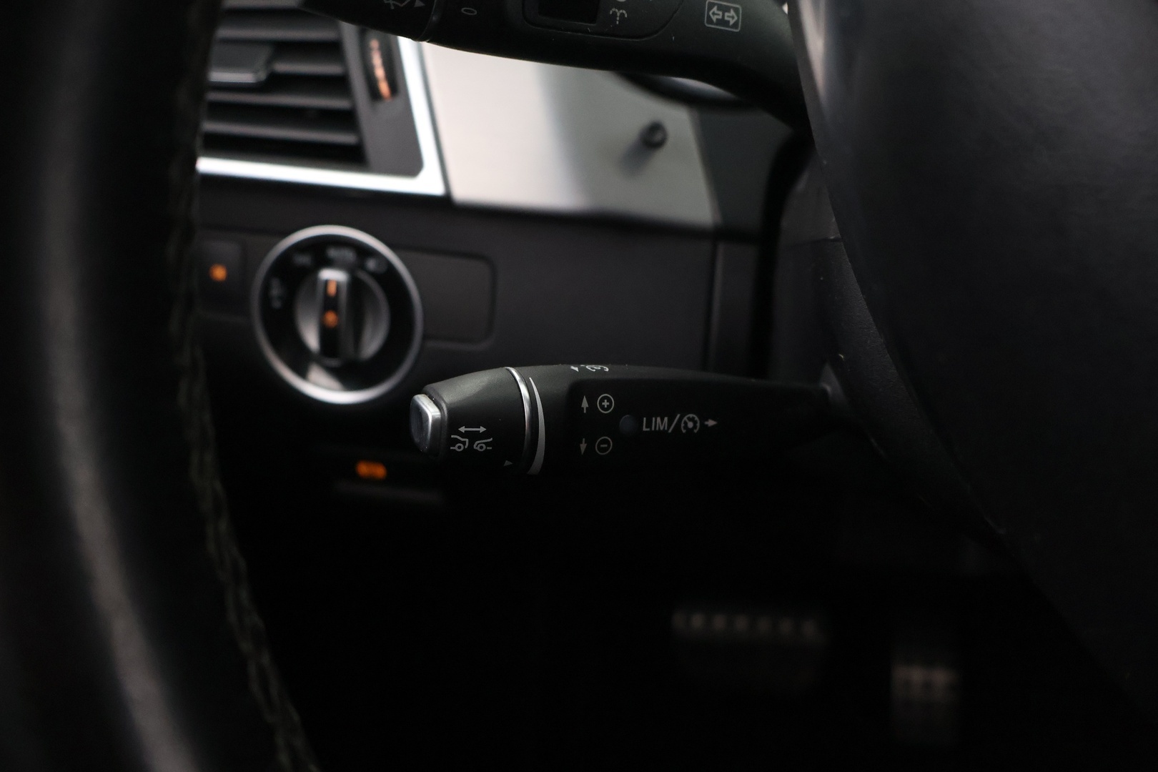 MERCEDES-BENZ ML 2012