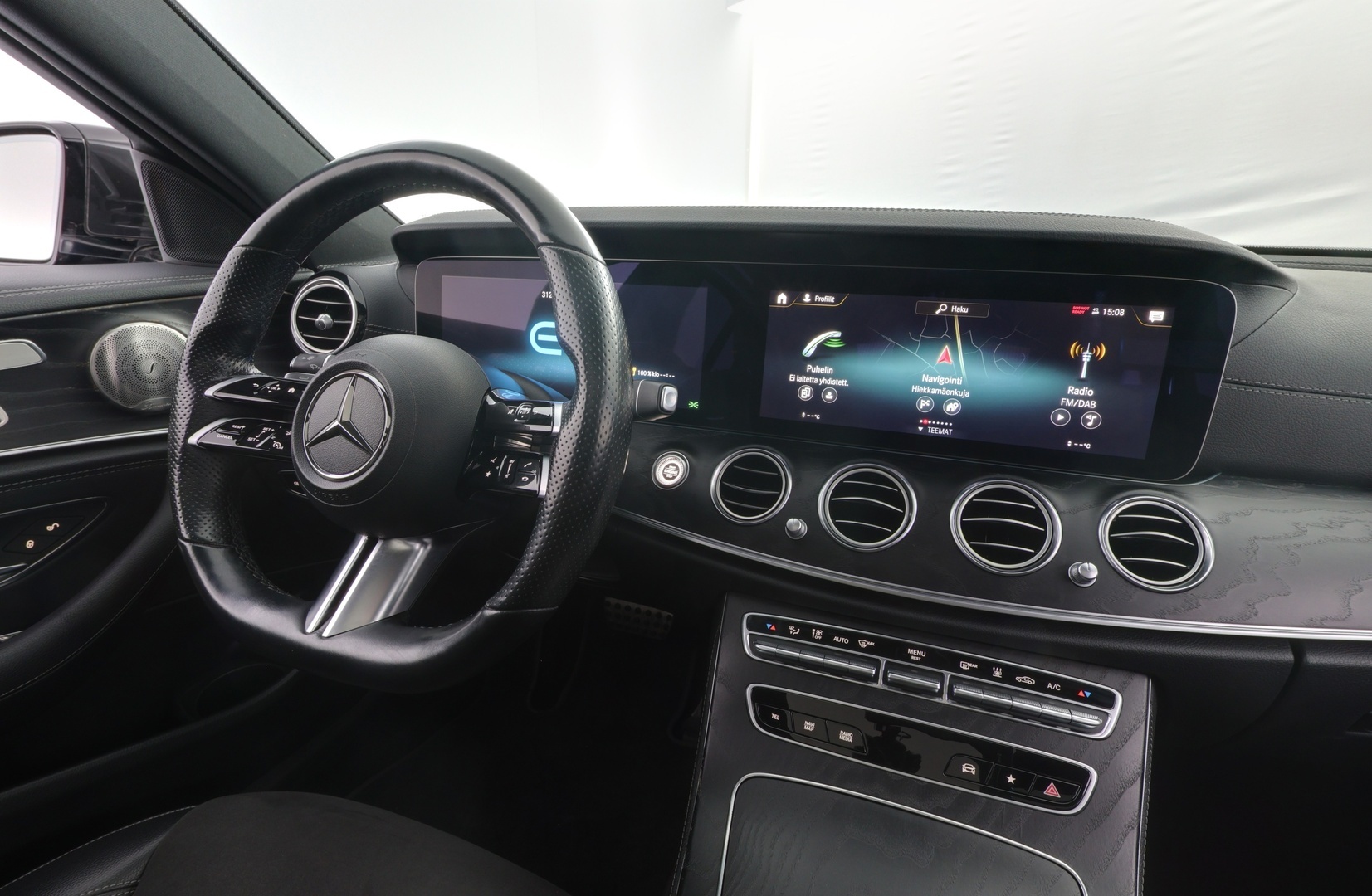 MERCEDES-BENZ E 2021