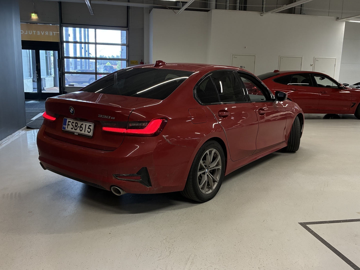 BMW 330 2020