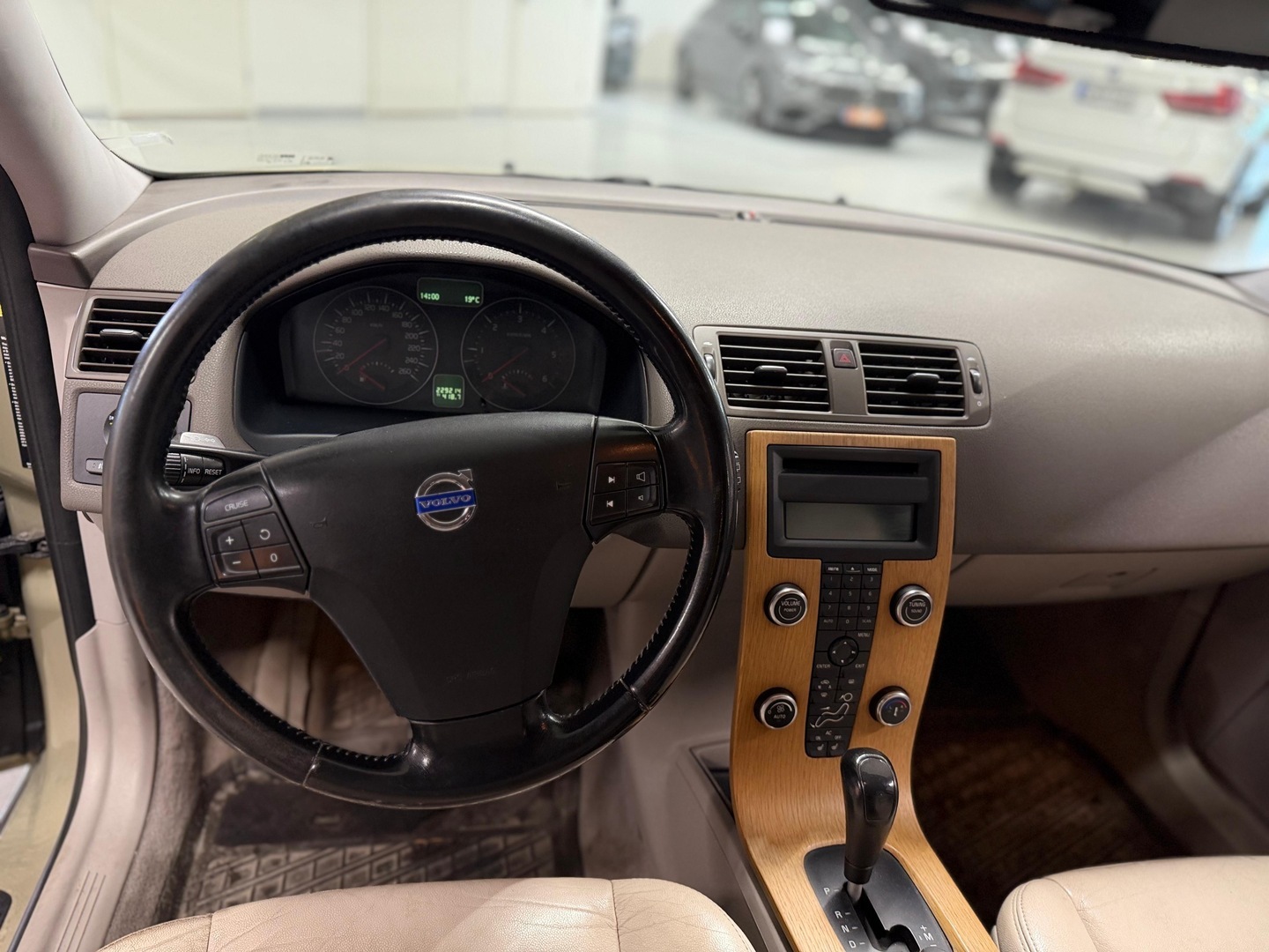 VOLVO V50 2009