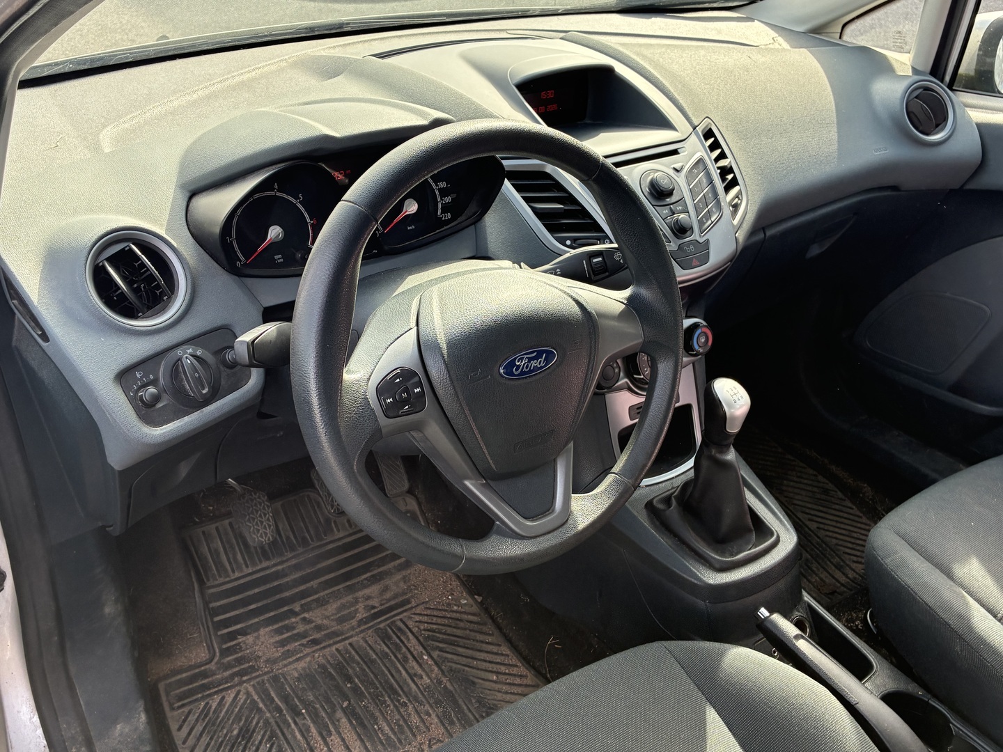 FORD Fiesta 2011