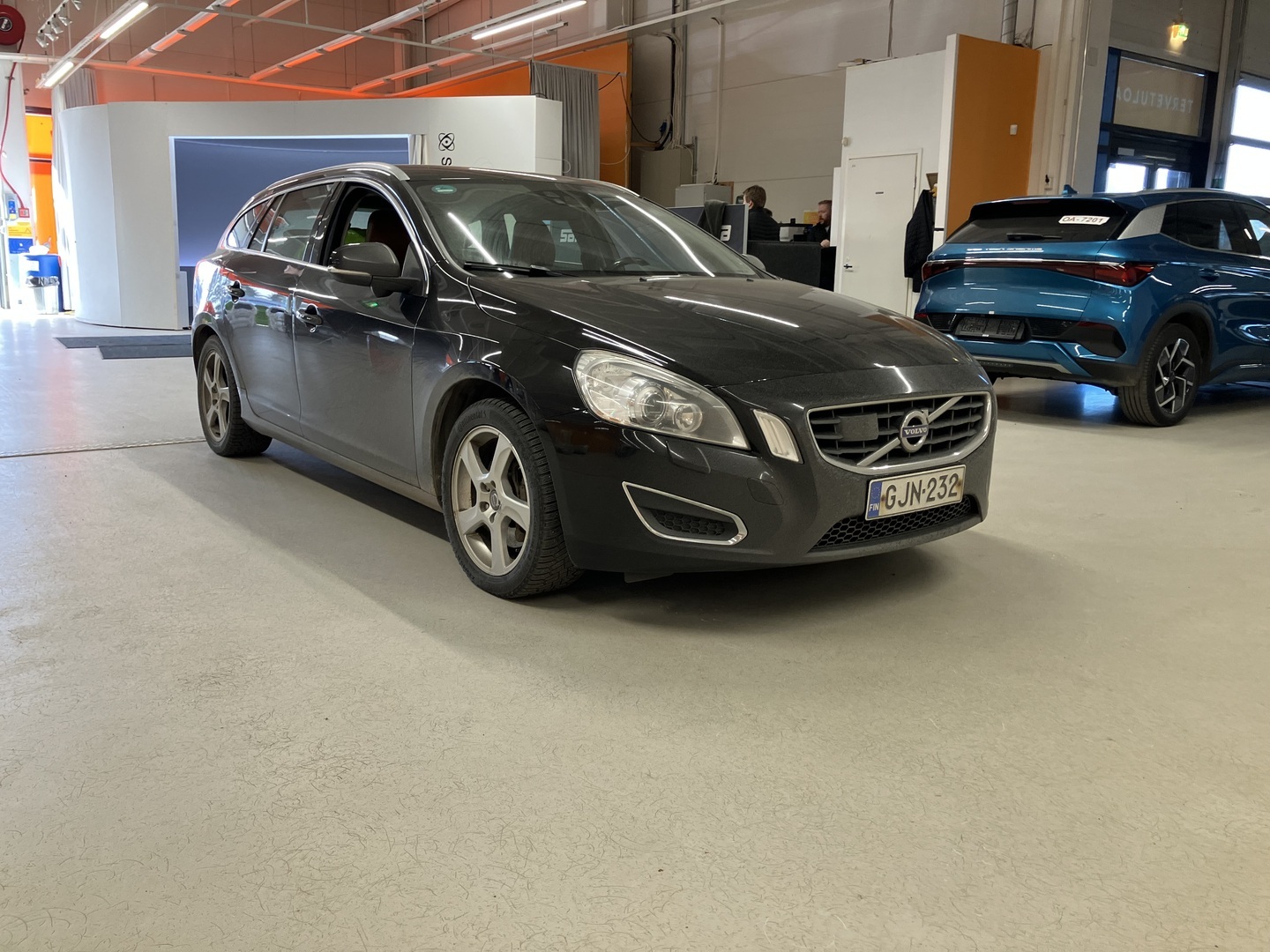 VOLVO V60 2011
