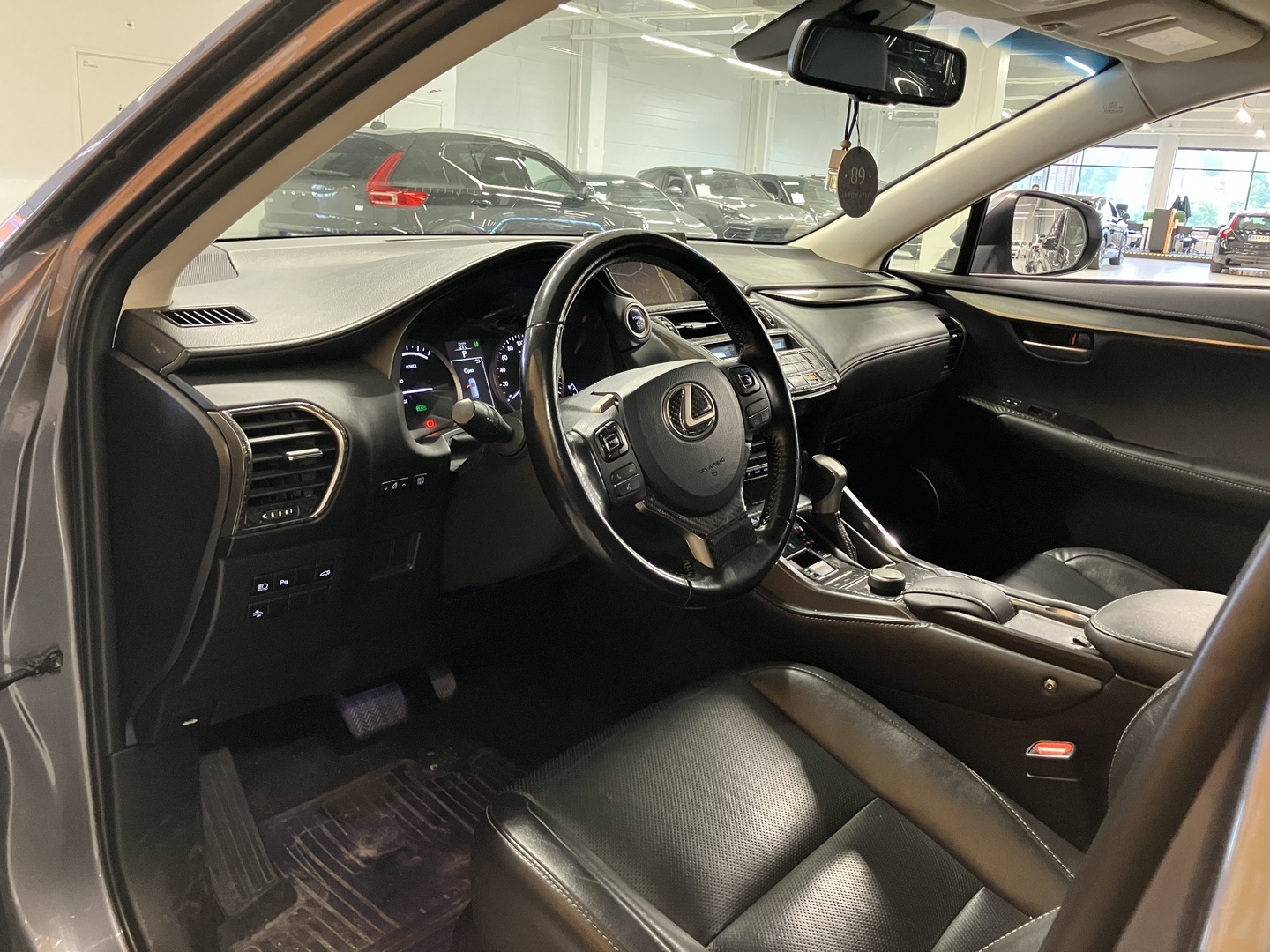 LEXUS NX 2016