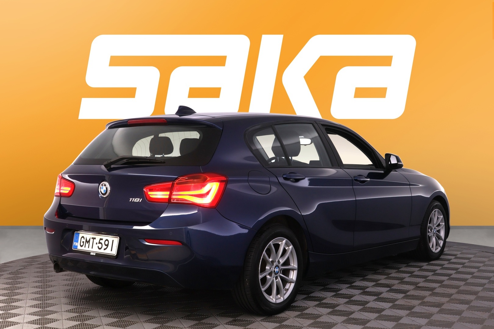 BMW 118 2018
