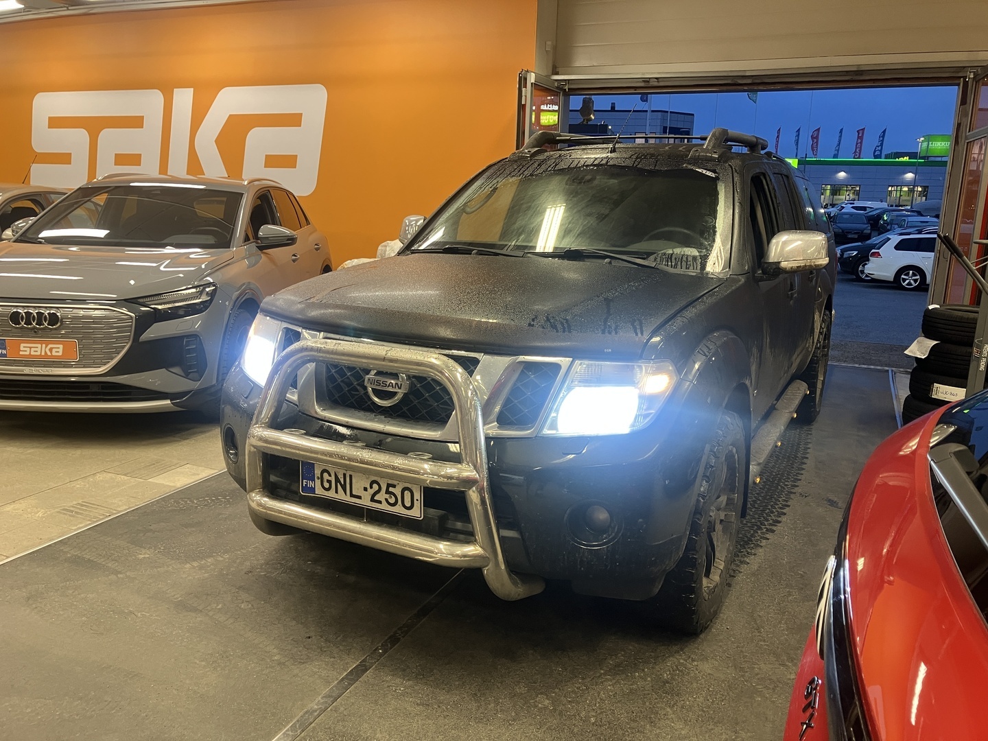 NISSAN Navara 2012