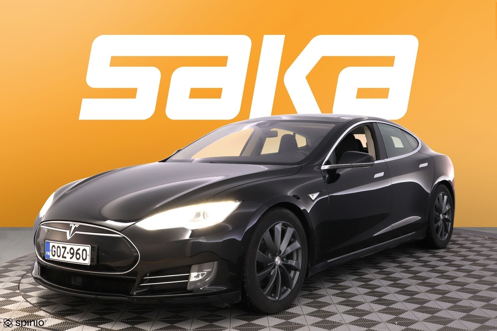TESLA Model S 2016
