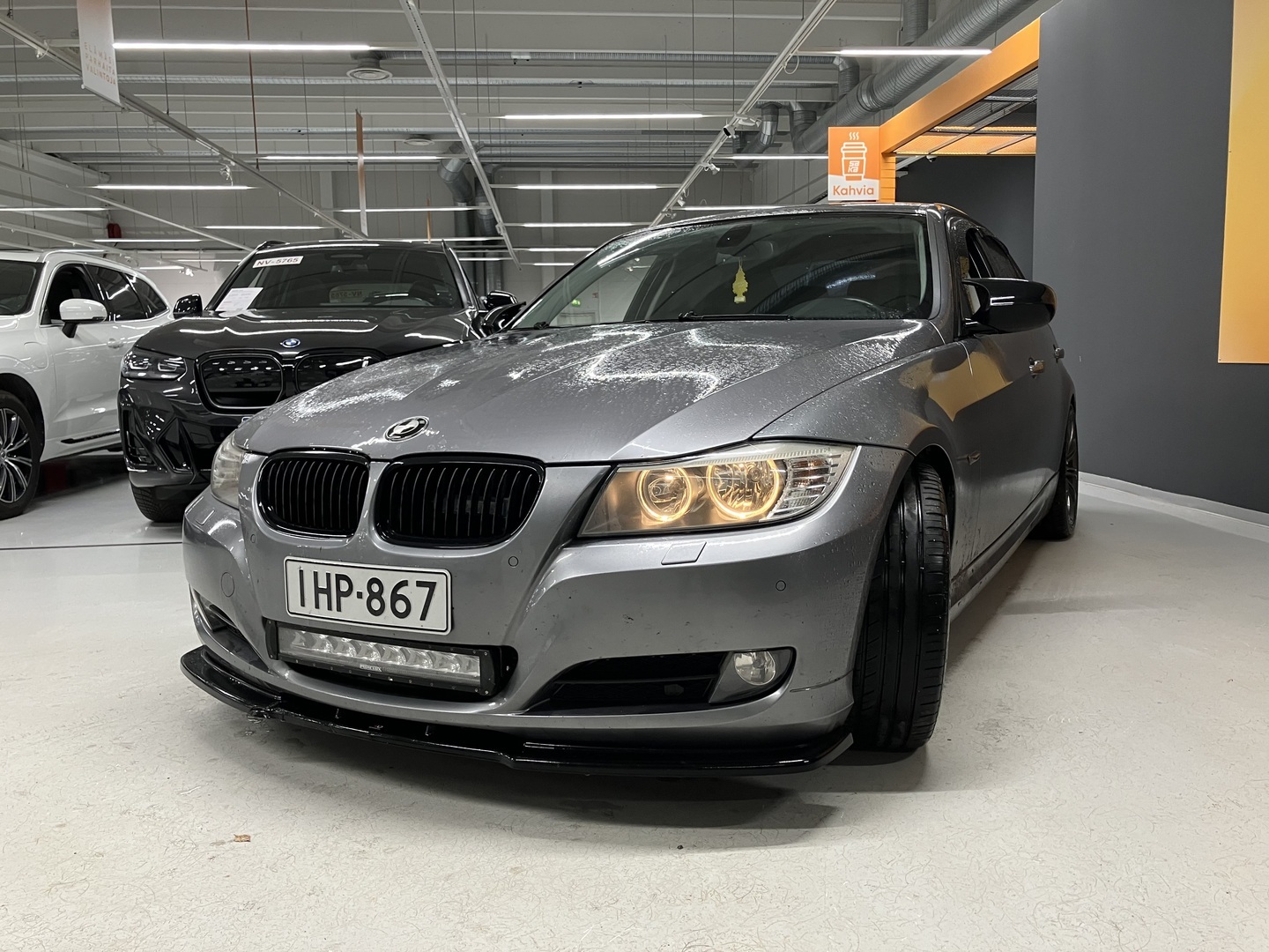 BMW 320 2009