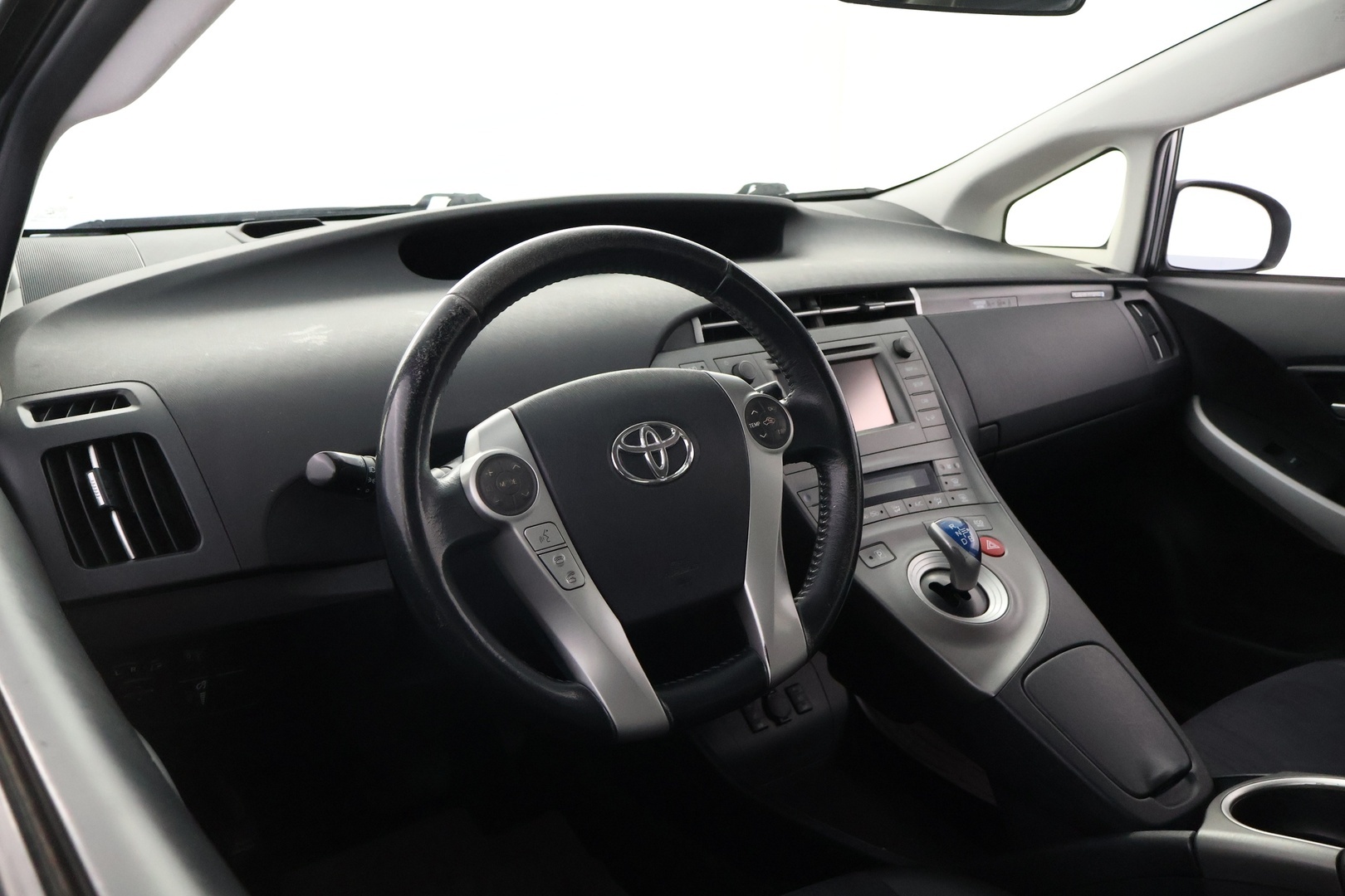 TOYOTA PRIUS PLUG-IN HYBRID 2013