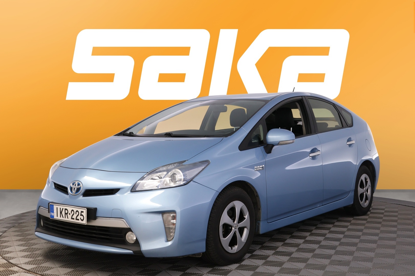 TOYOTA PRIUS PLUG-IN HYBRID 2013