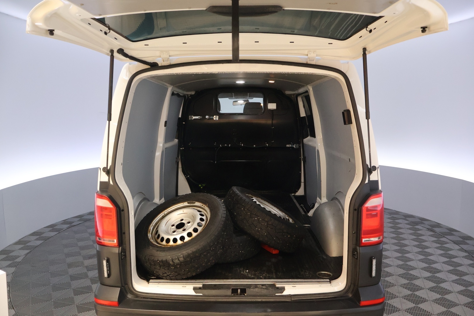 VOLKSWAGEN Transporter 2016