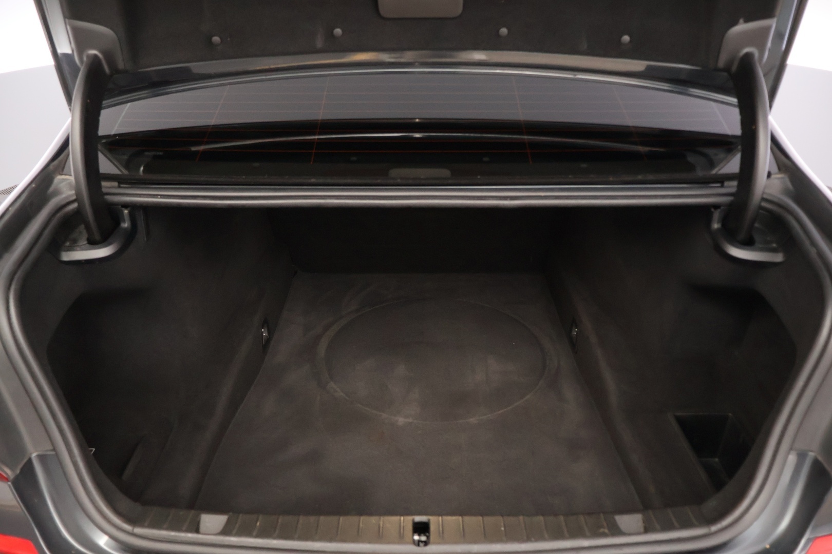 BMW 730 2016