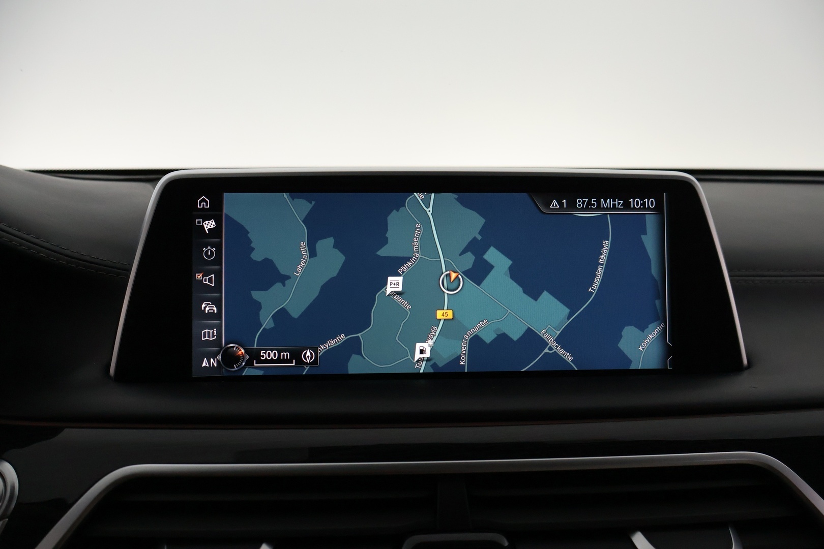 BMW 730 2016
