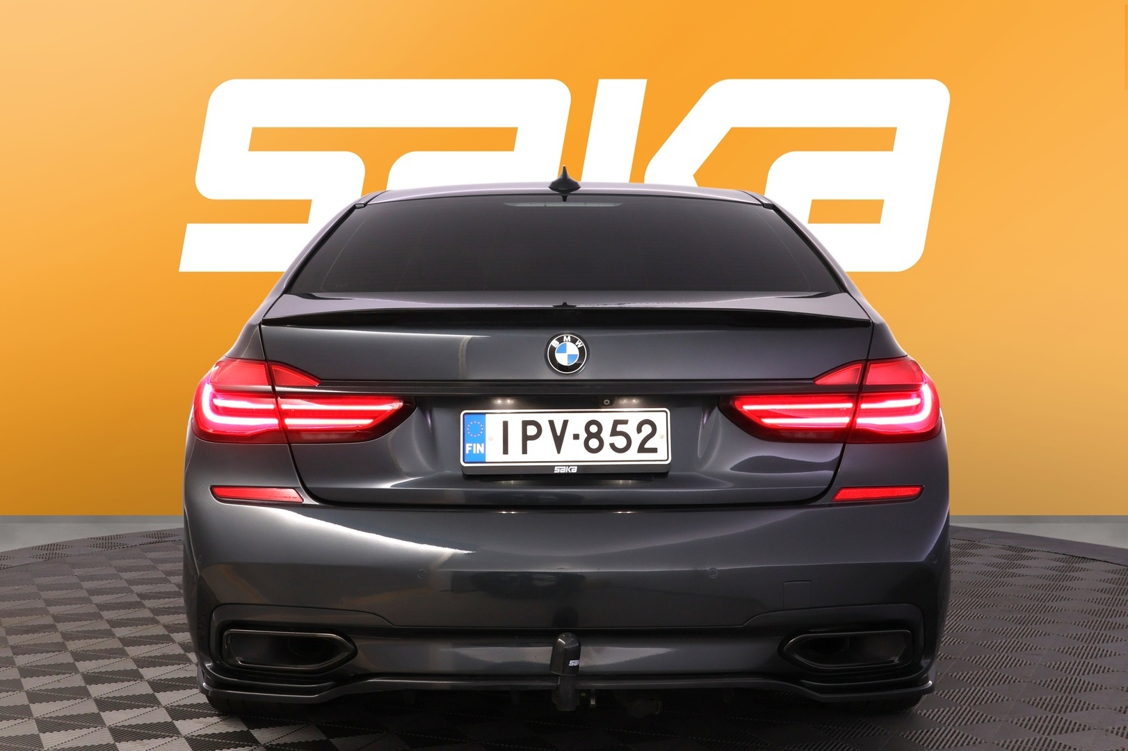 BMW 730 2016