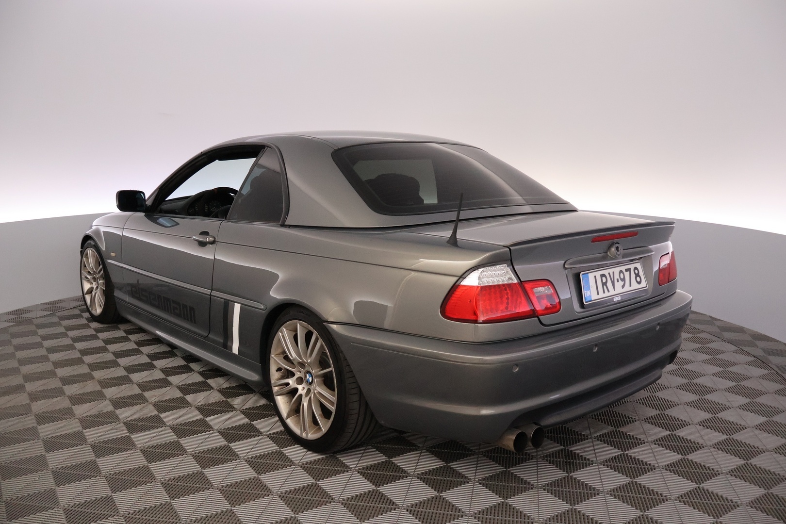 BMW 325 2002