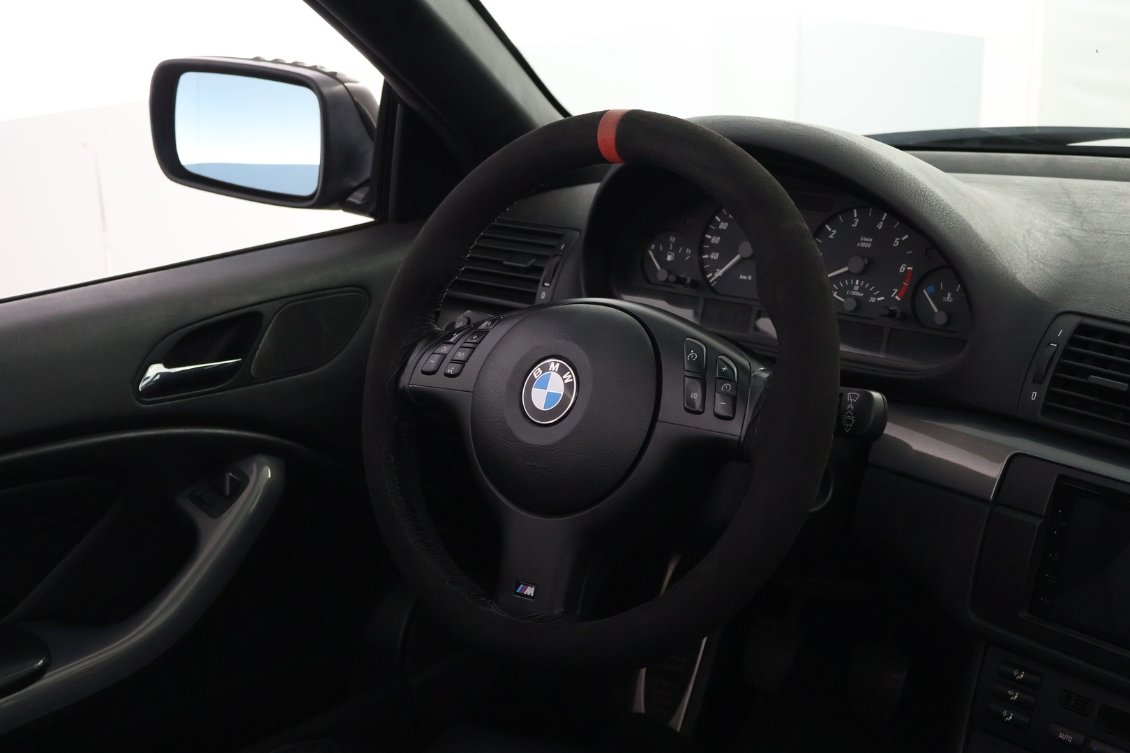 BMW 325 2002