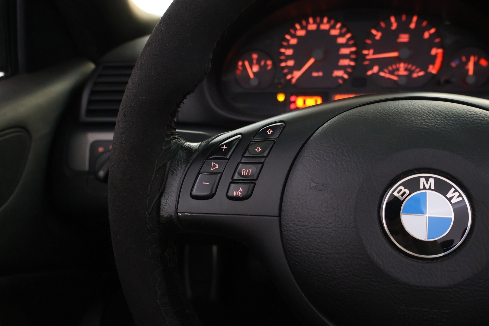 BMW 325 2002
