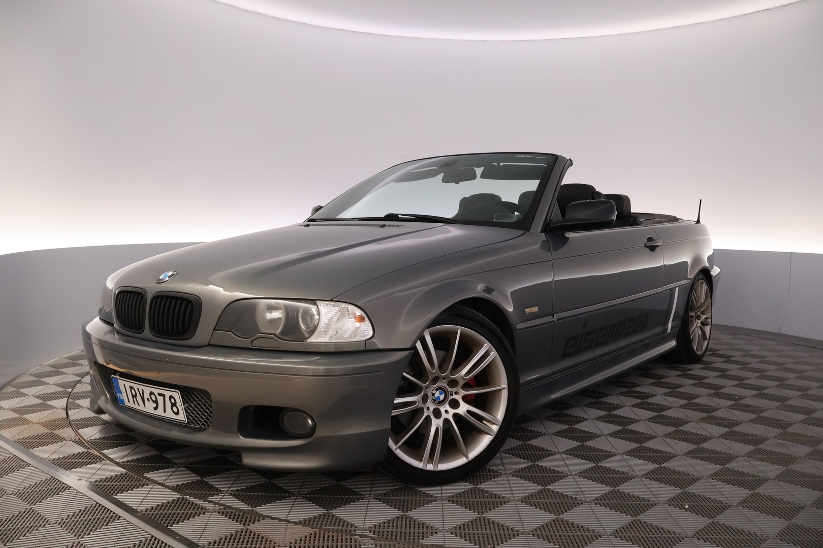 BMW 325 2002