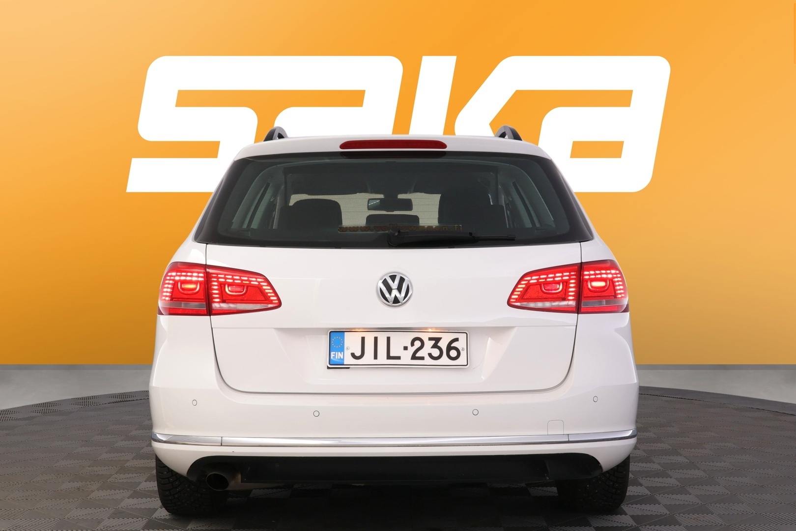 VOLKSWAGEN Passat 2011