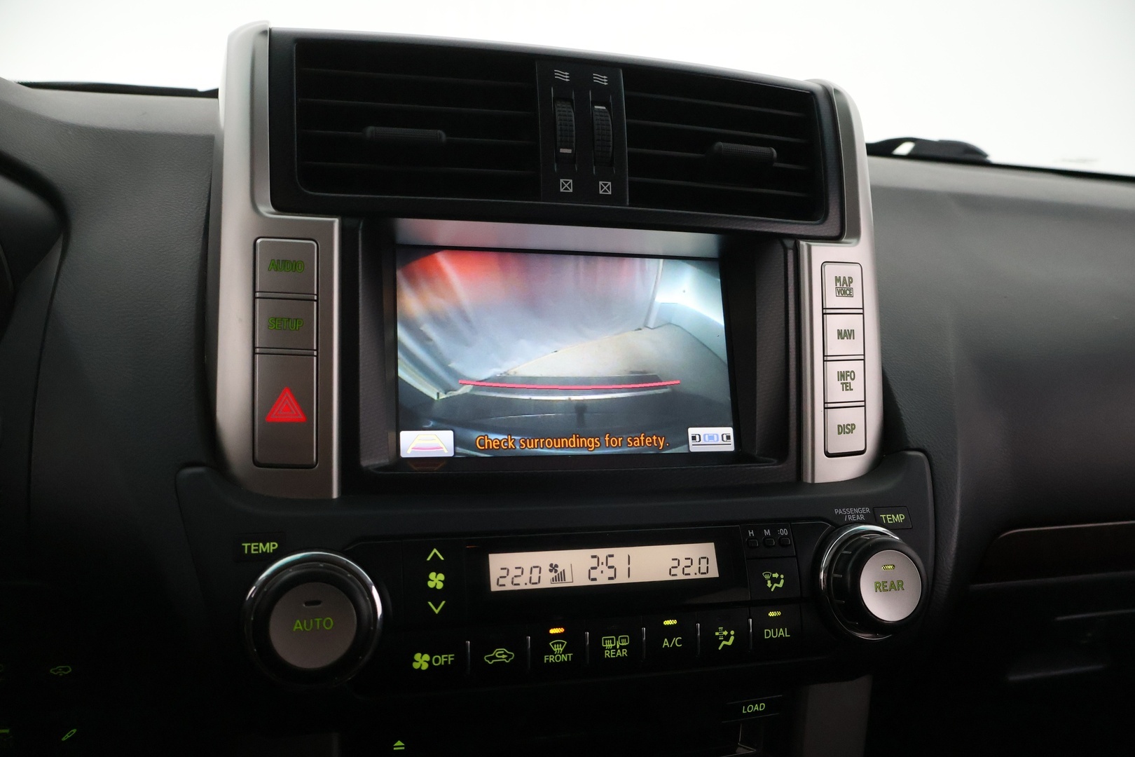 TOYOTA Land Cruiser 2012