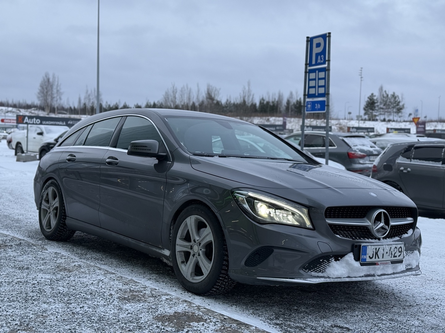 MERCEDES-BENZ CLA 2017