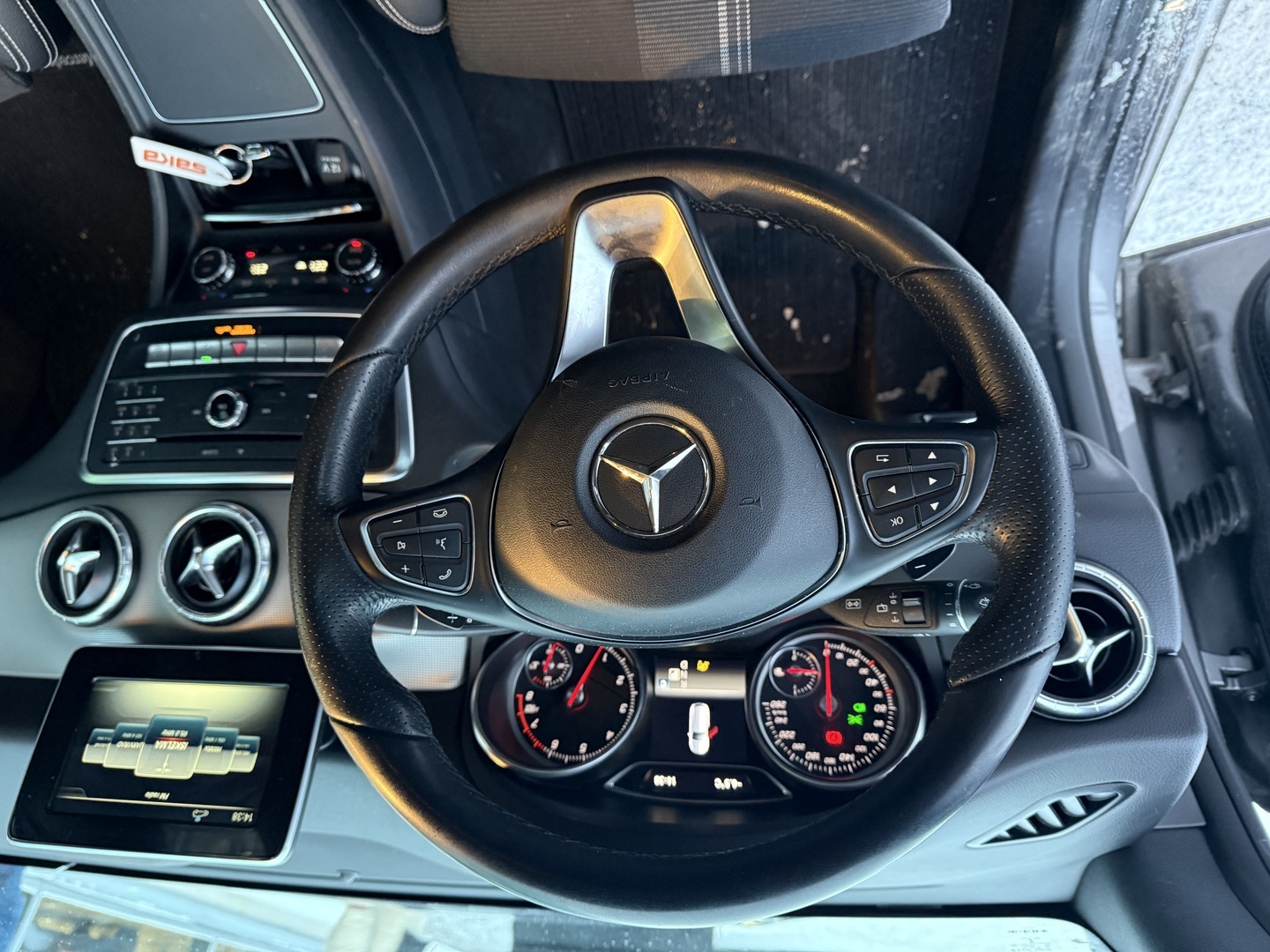 MERCEDES-BENZ CLA 2017