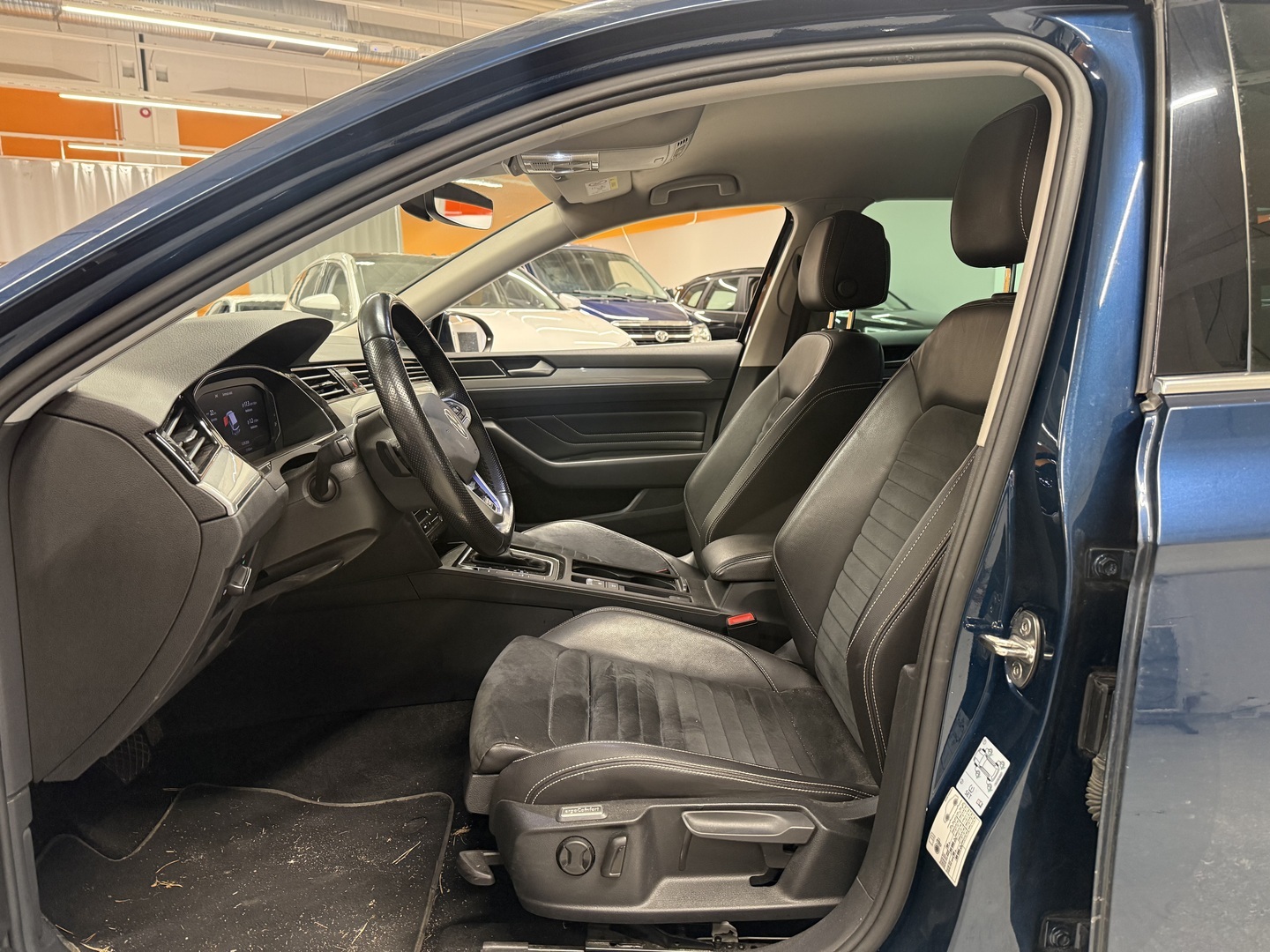 VOLKSWAGEN Passat 2021