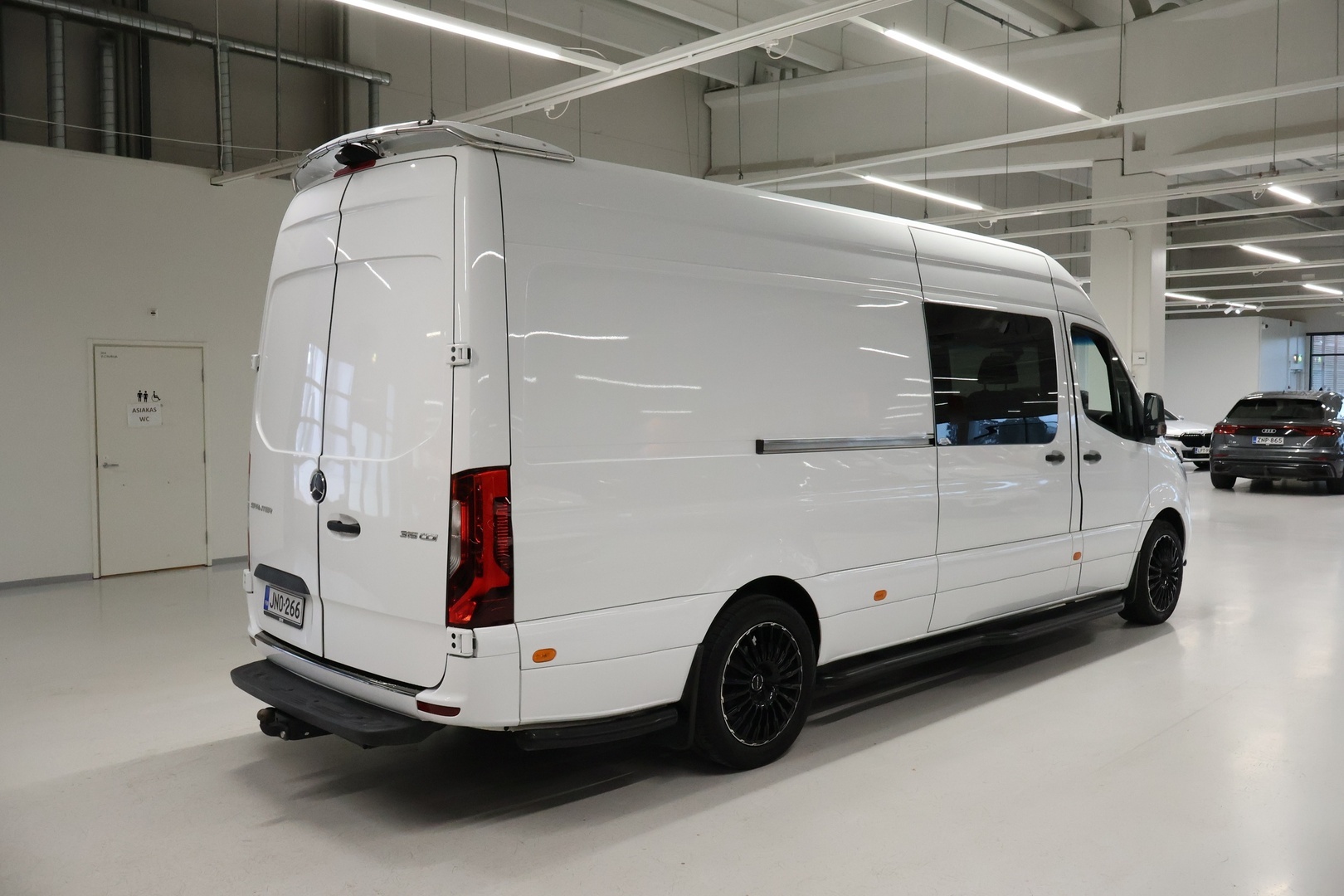 MERCEDES-BENZ Sprinter 2024