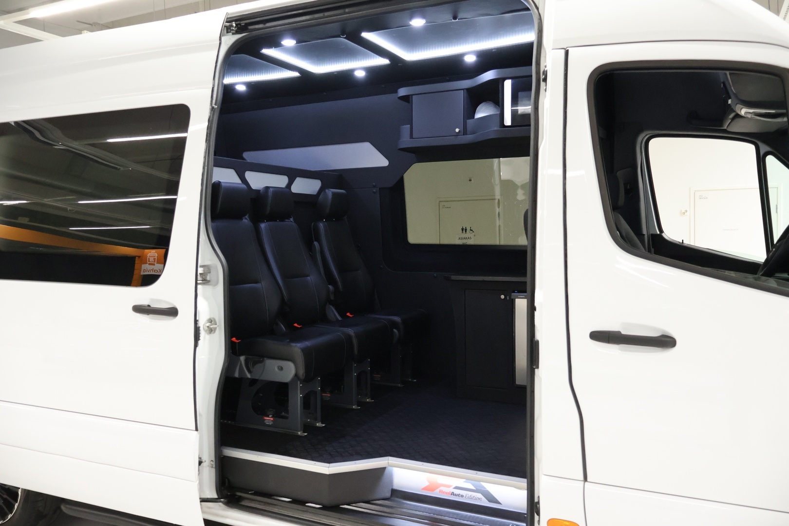 MERCEDES-BENZ Sprinter 2024