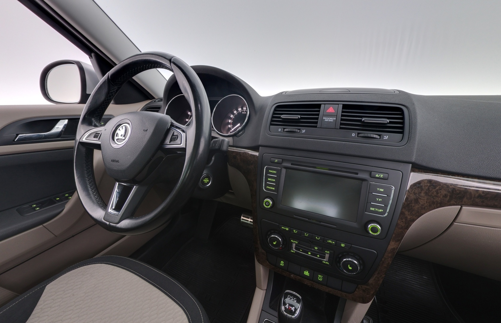 SKODA Yeti 2014