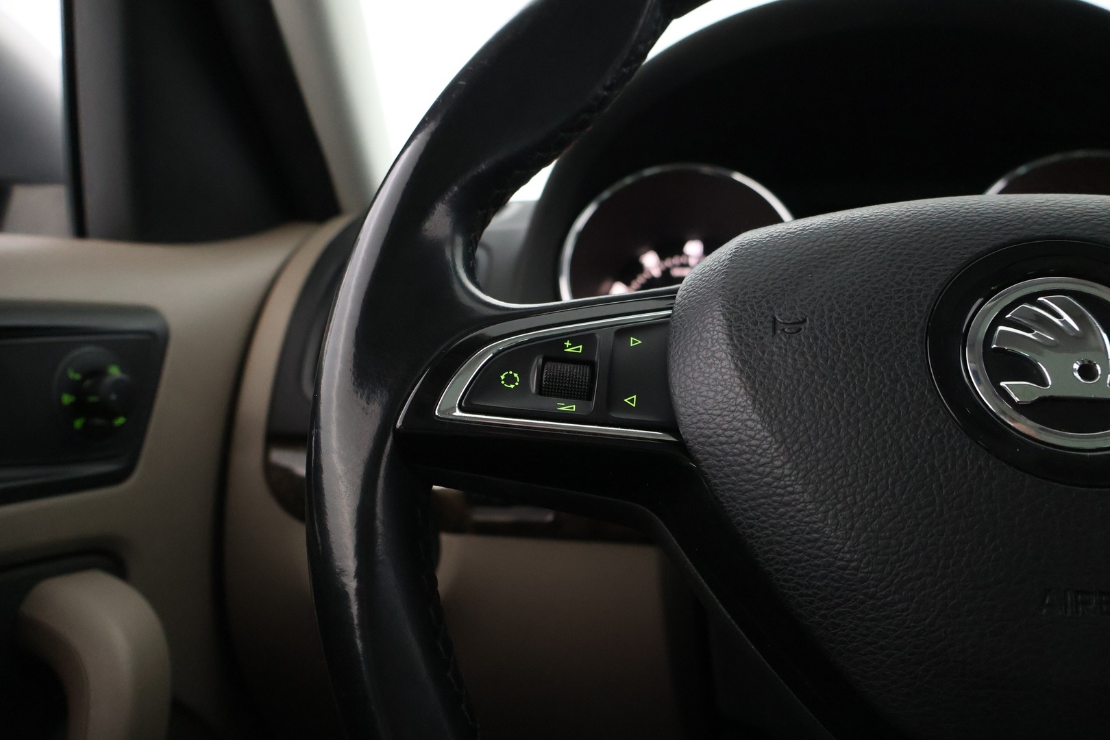 SKODA Yeti 2014