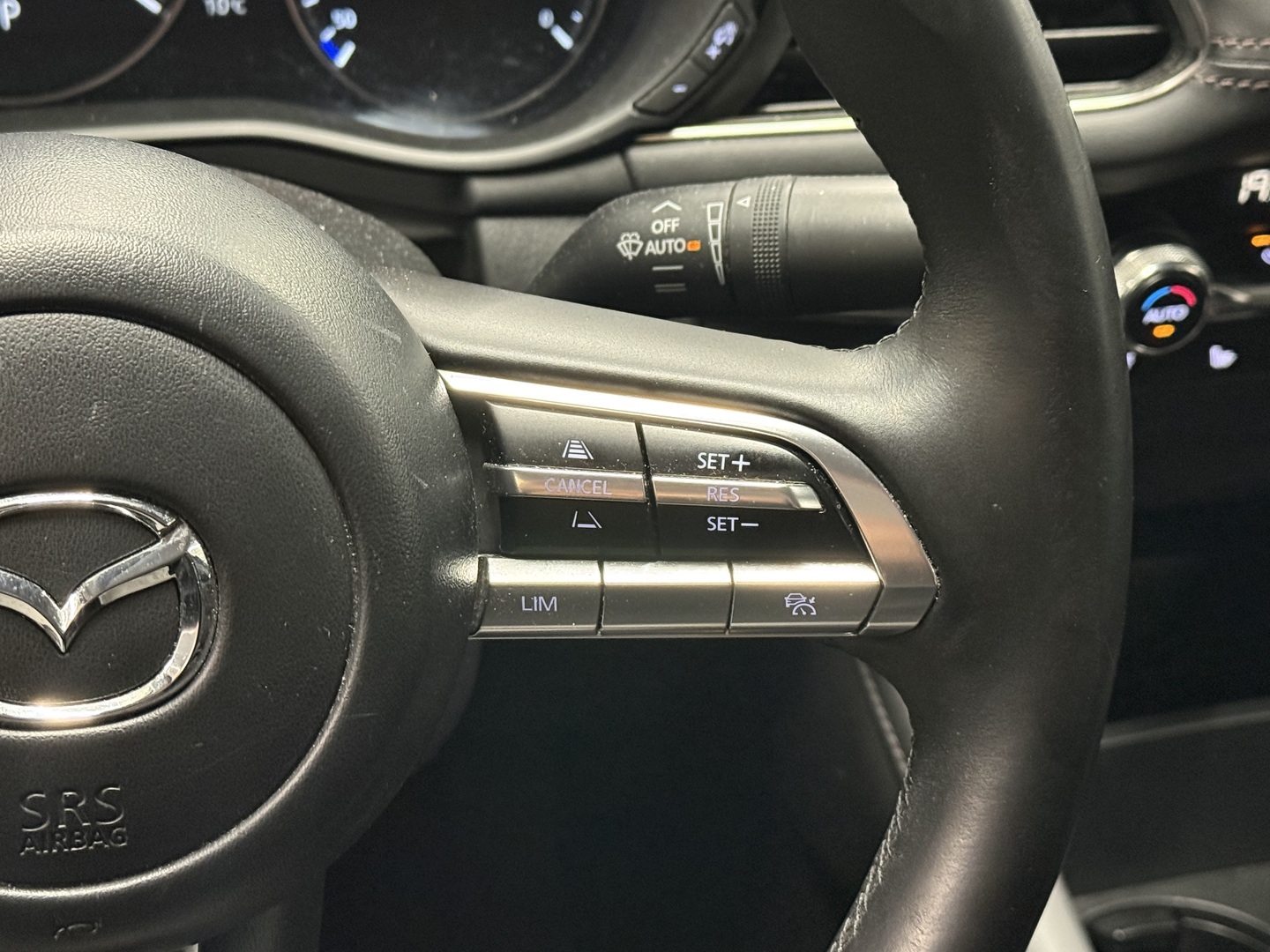 MAZDA 3 2020