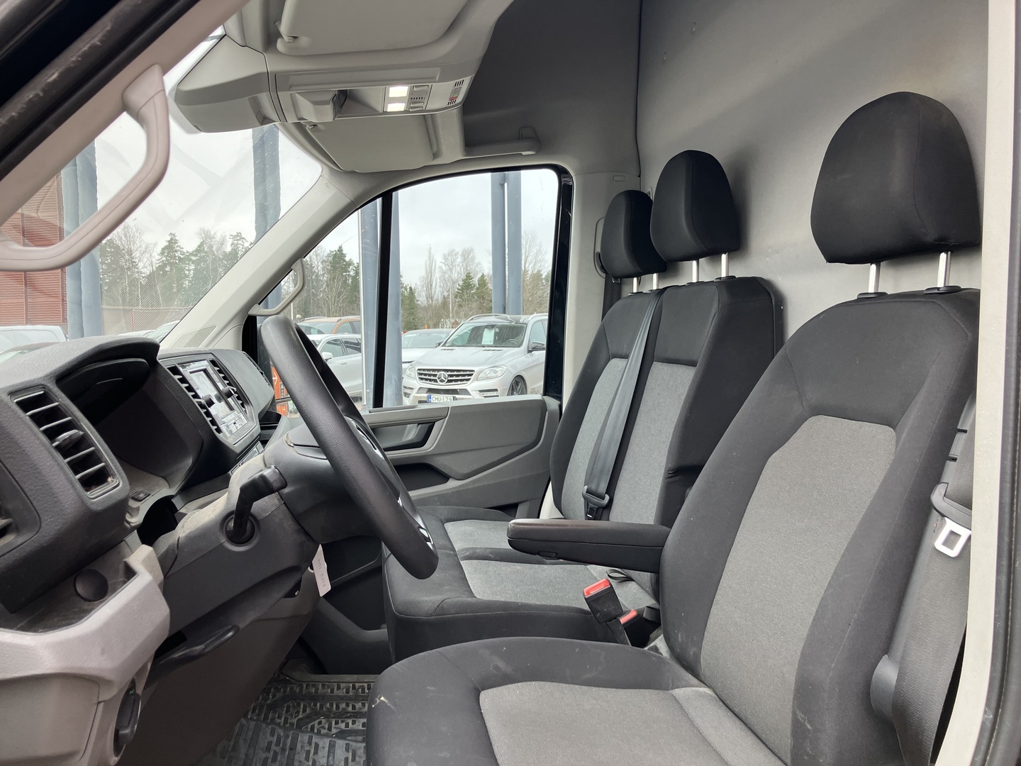 VOLKSWAGEN Crafter 2023