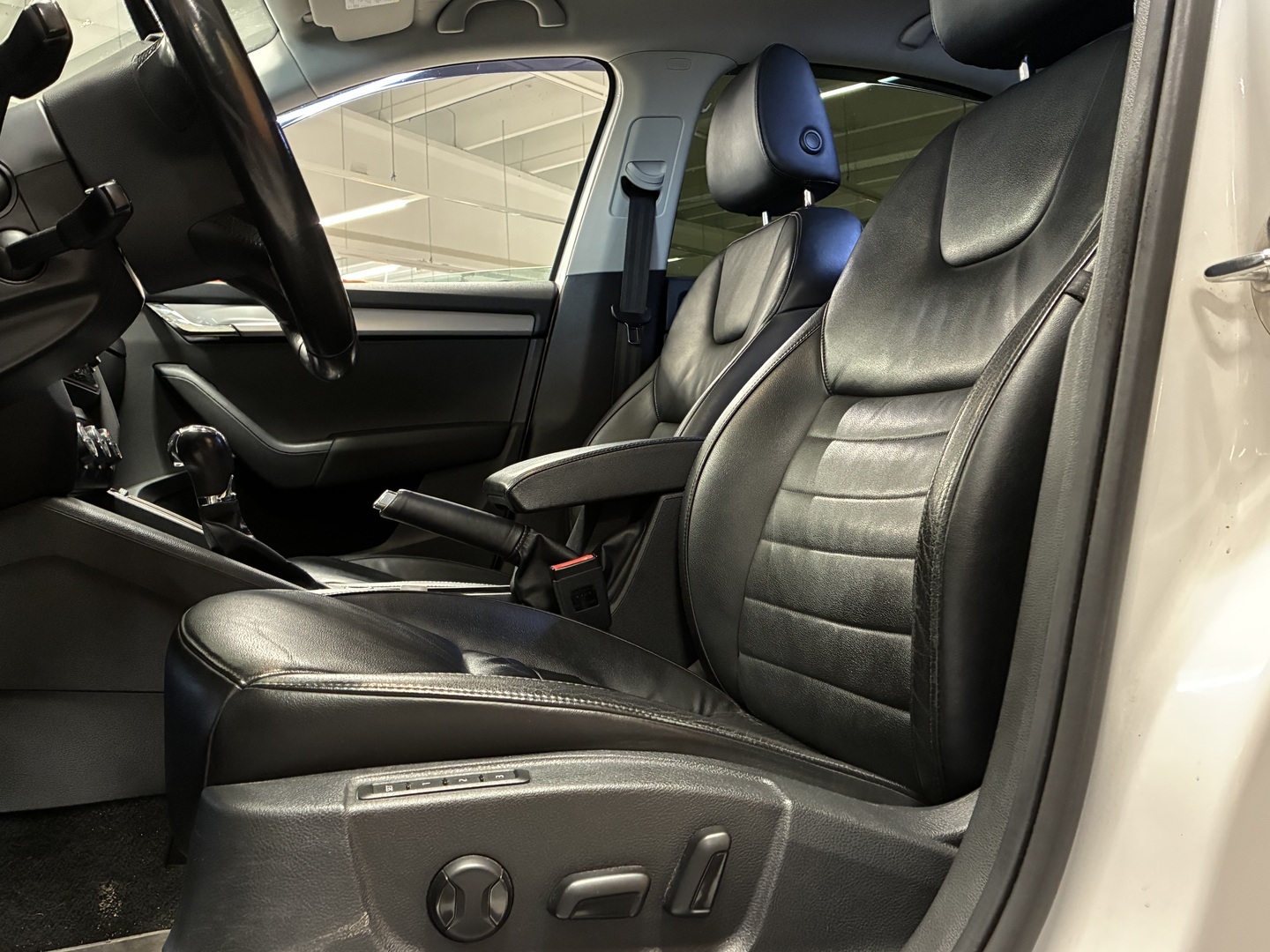 SKODA Octavia 2014