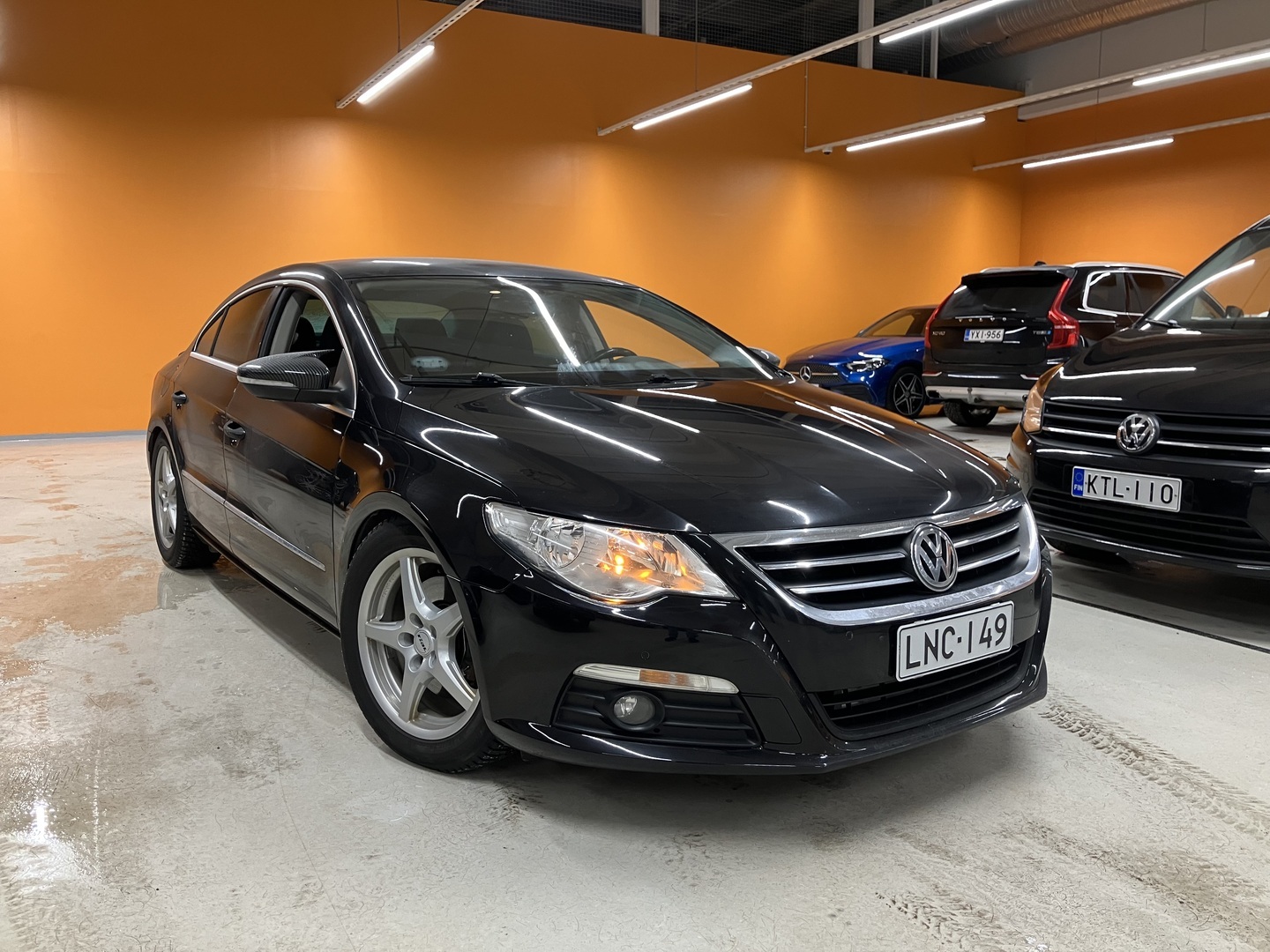 VOLKSWAGEN PASSAT CC 2011