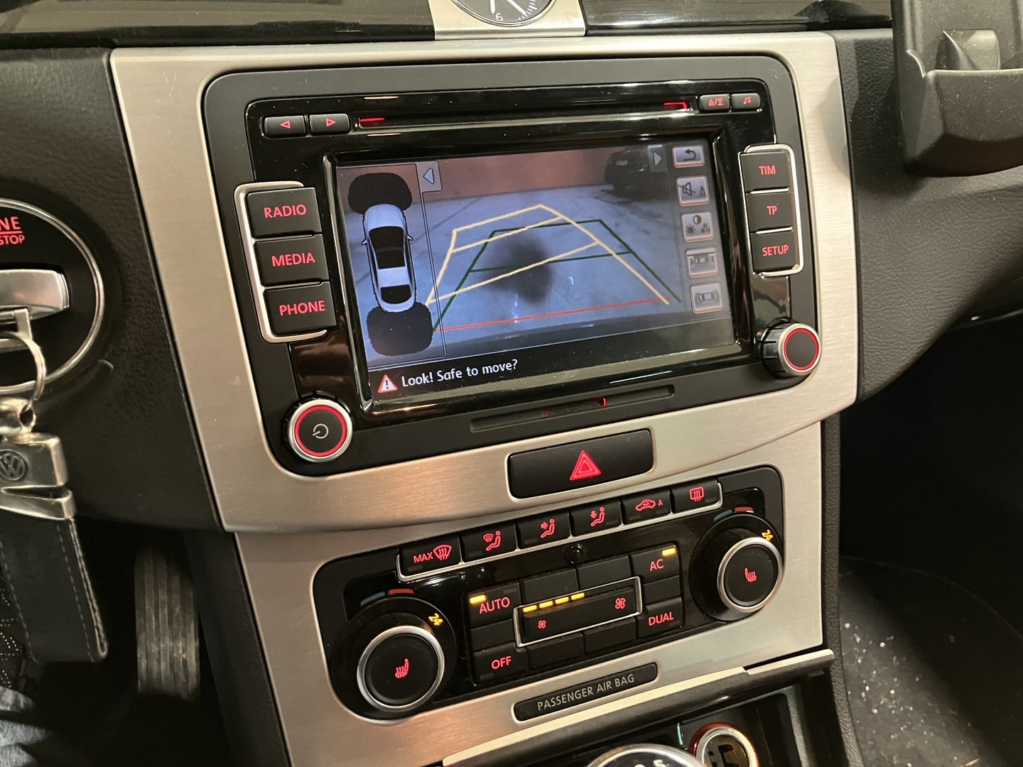 VOLKSWAGEN PASSAT CC 2011