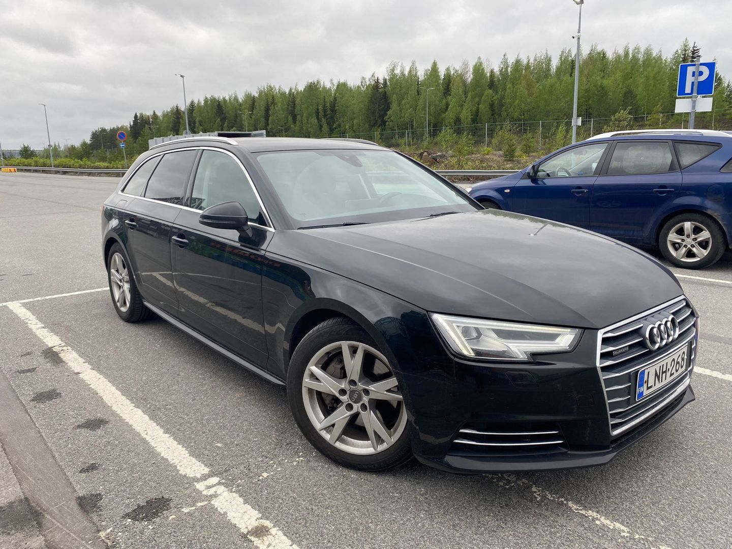 AUDI A4 2016