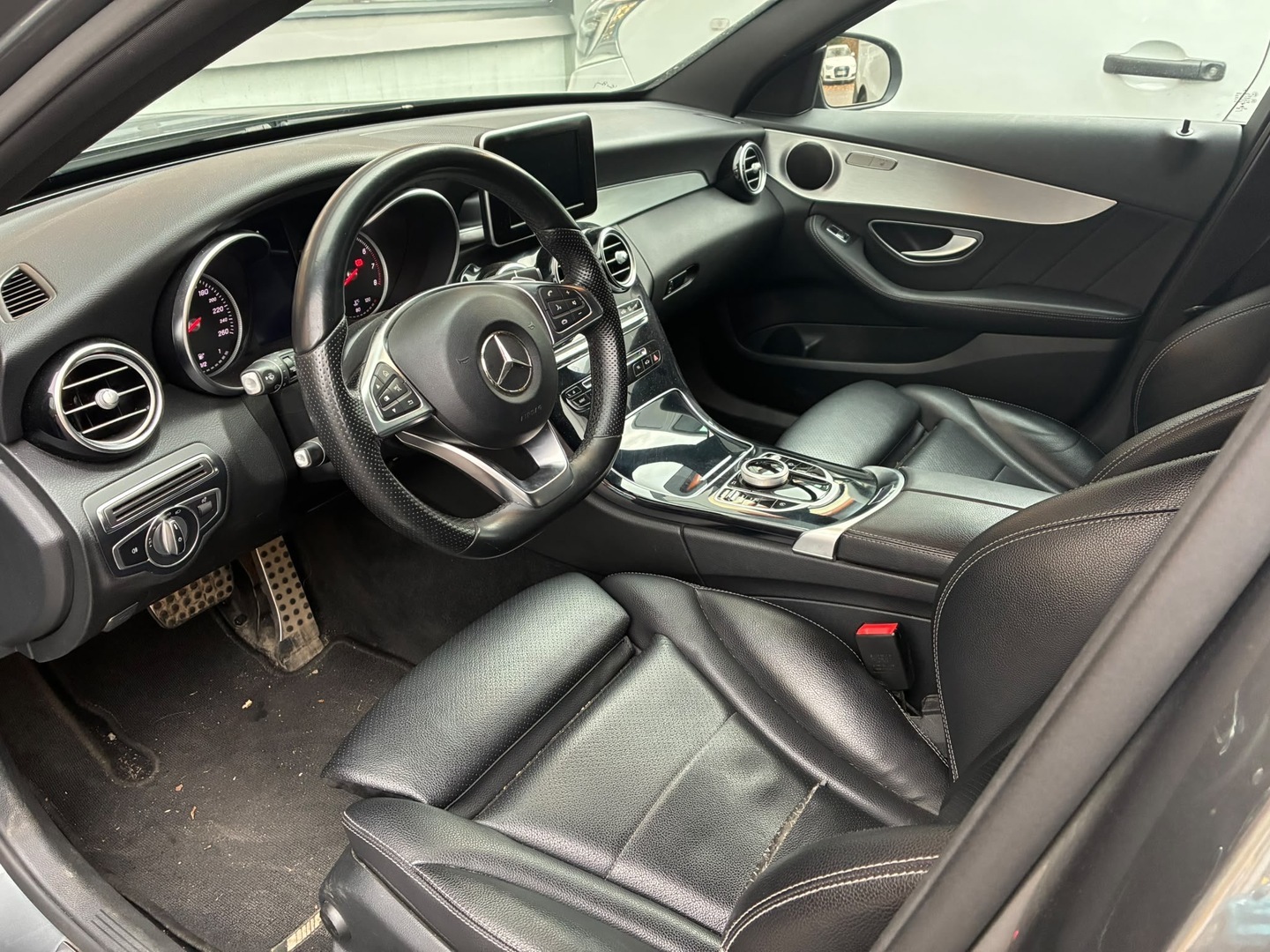 MERCEDES-BENZ C 2017