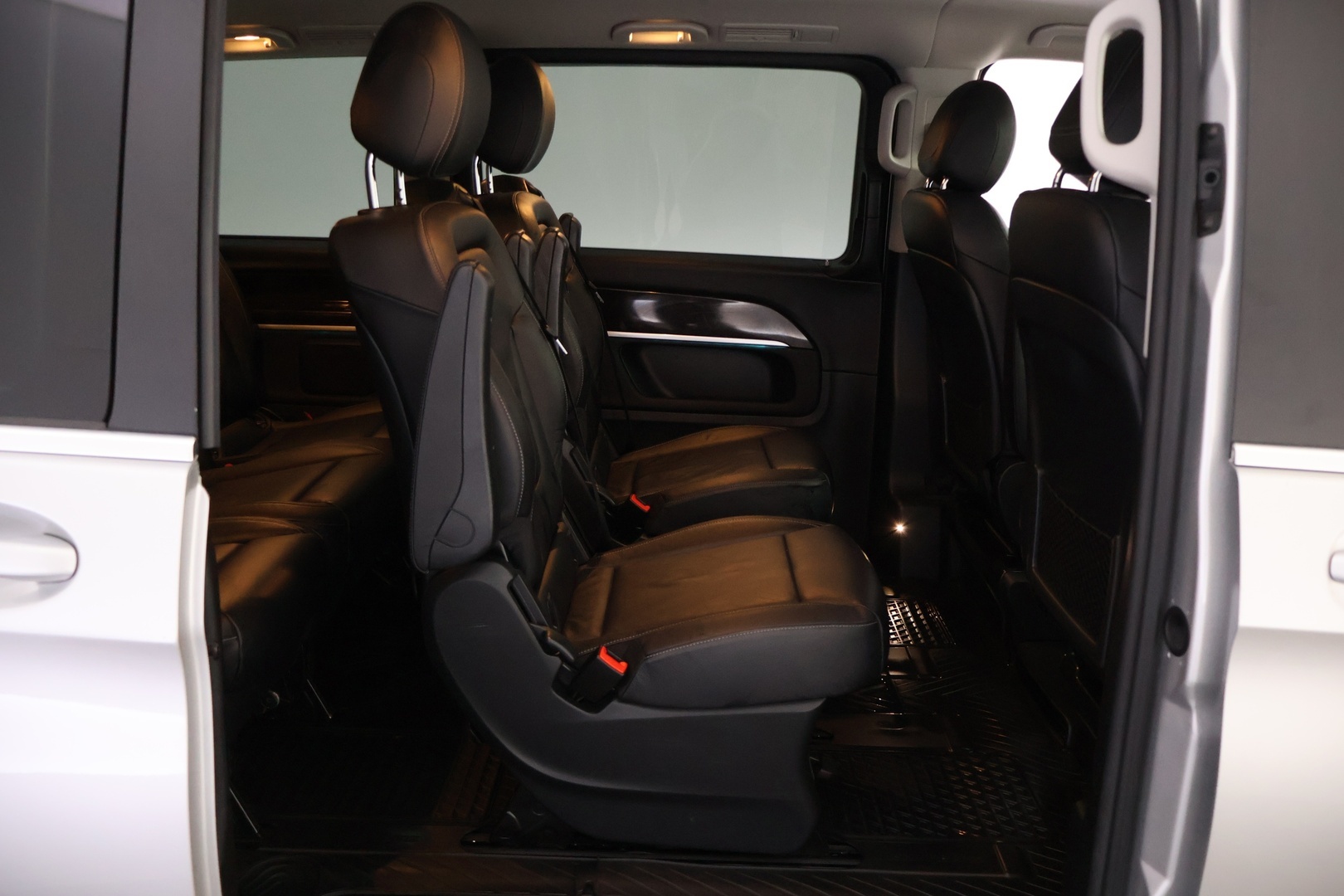 MERCEDES-BENZ V 2018
