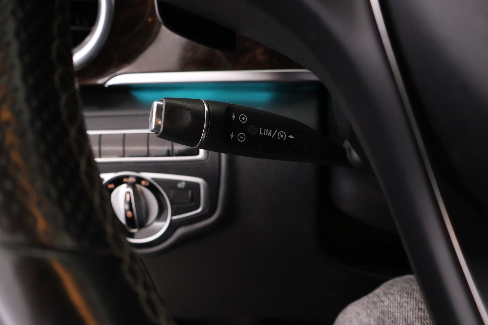 MERCEDES-BENZ V 2018