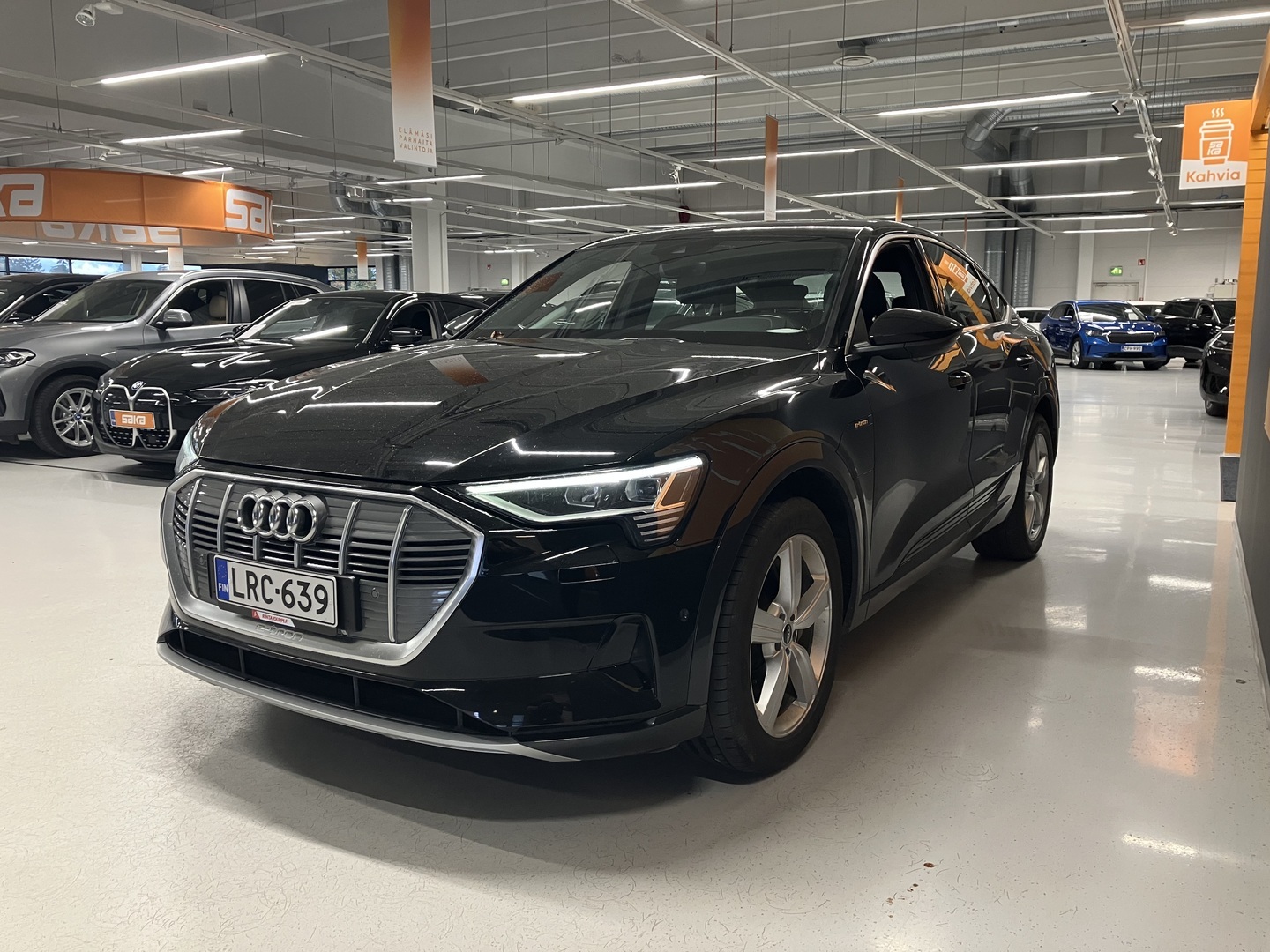 AUDI e-tron 2022